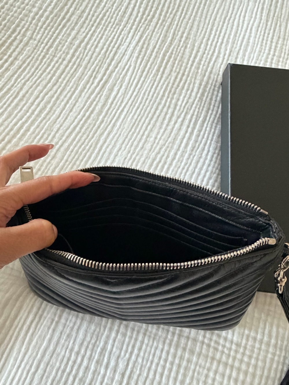 YSL Monogram Small Pouch - Picture 7 of 8